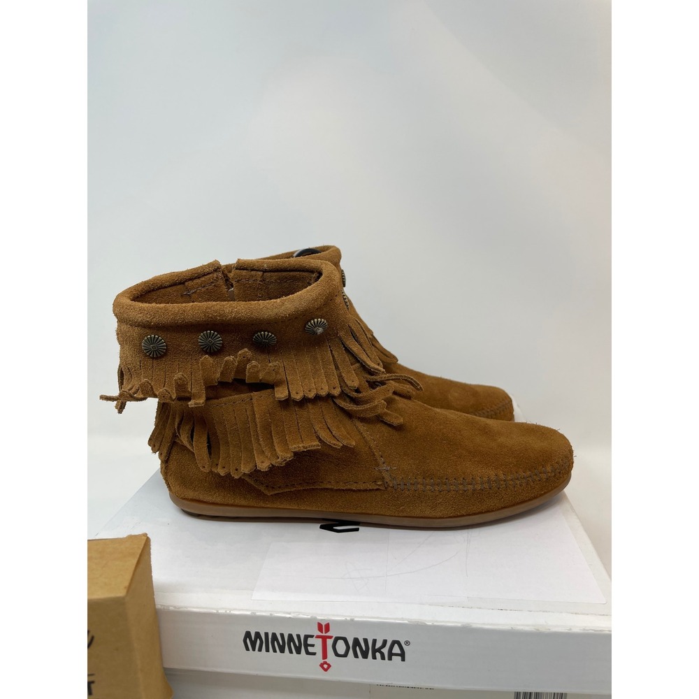 Minnetonka Double Fringe Side Zip Boot Womens 7 Brown Excellent Suede Concho 693 - Picture 5 of 11